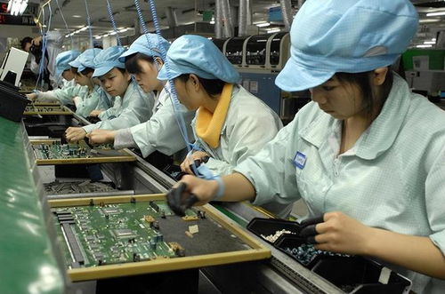 東莞電子廠的歲月，那位純情師傅和火辣大嫂